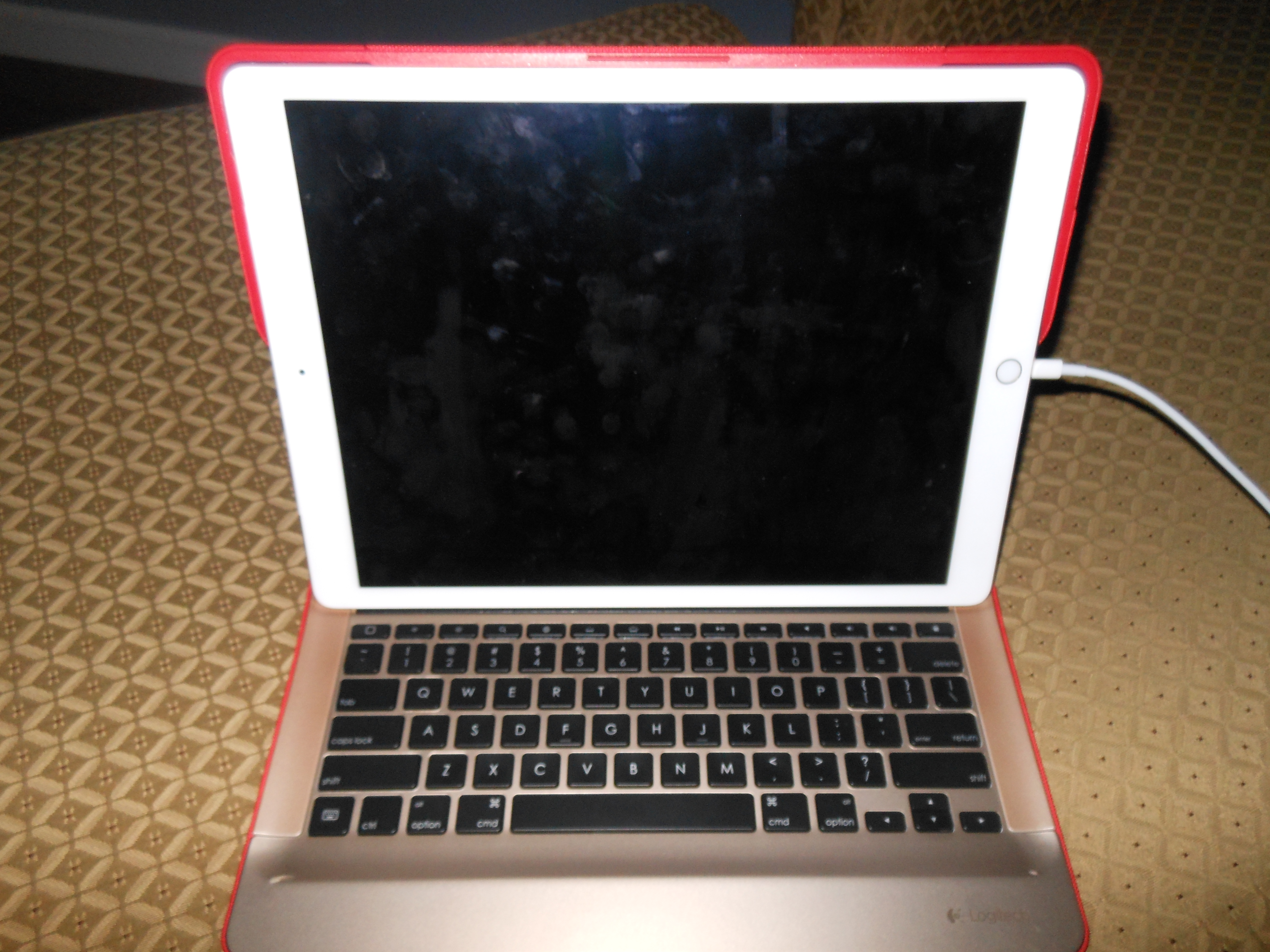 iPad Pro & CREATE Keyboard