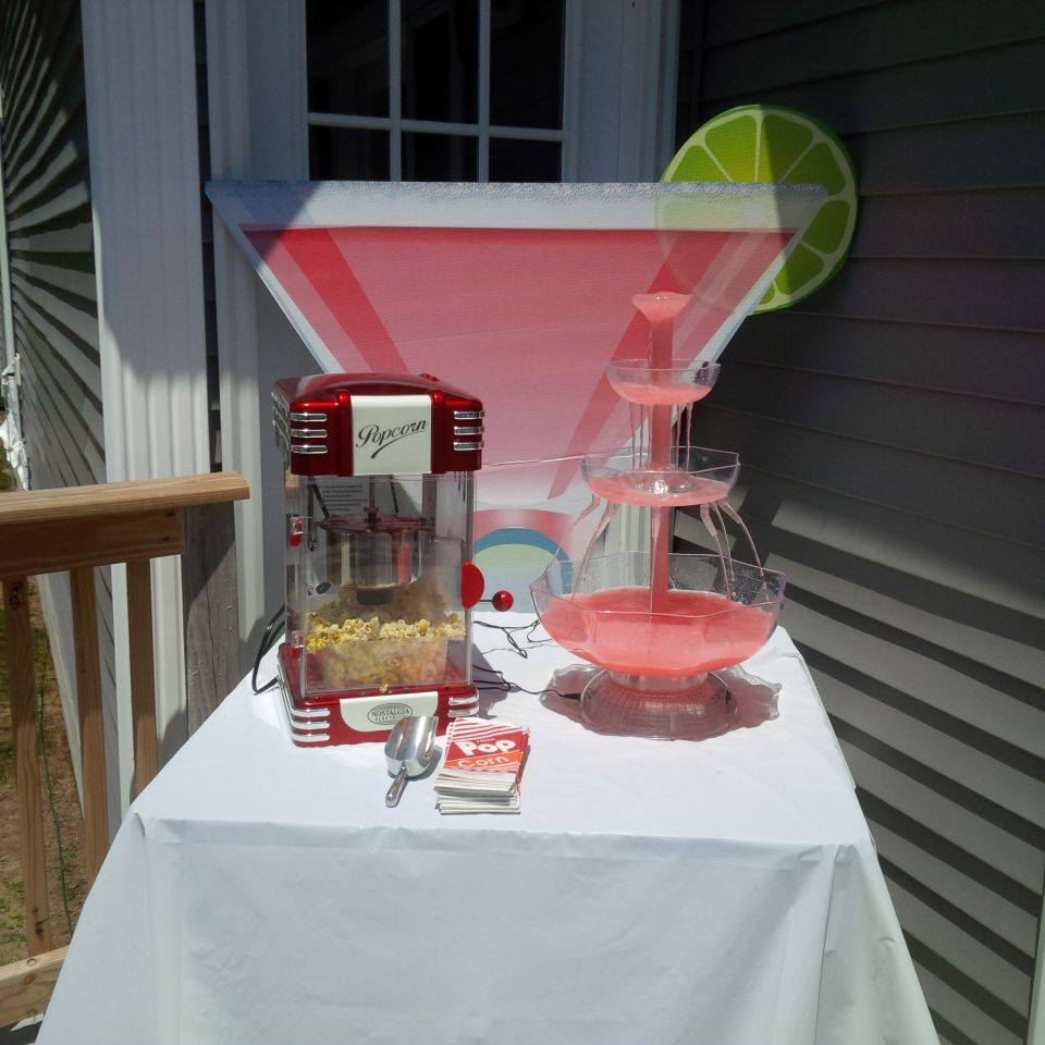 Popcorn & Lemonade Station