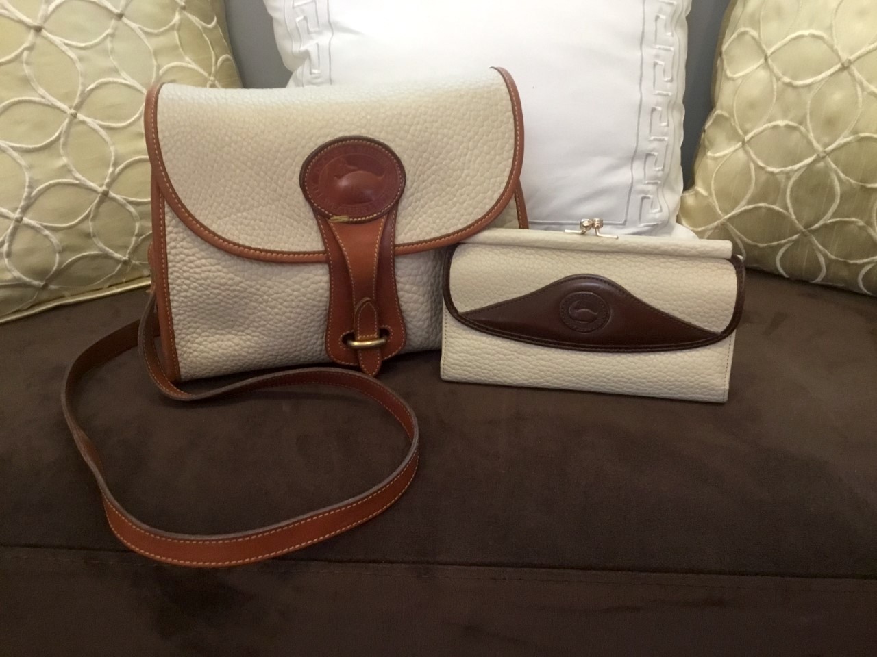 Classic Dooney & Bourke Pocketbook